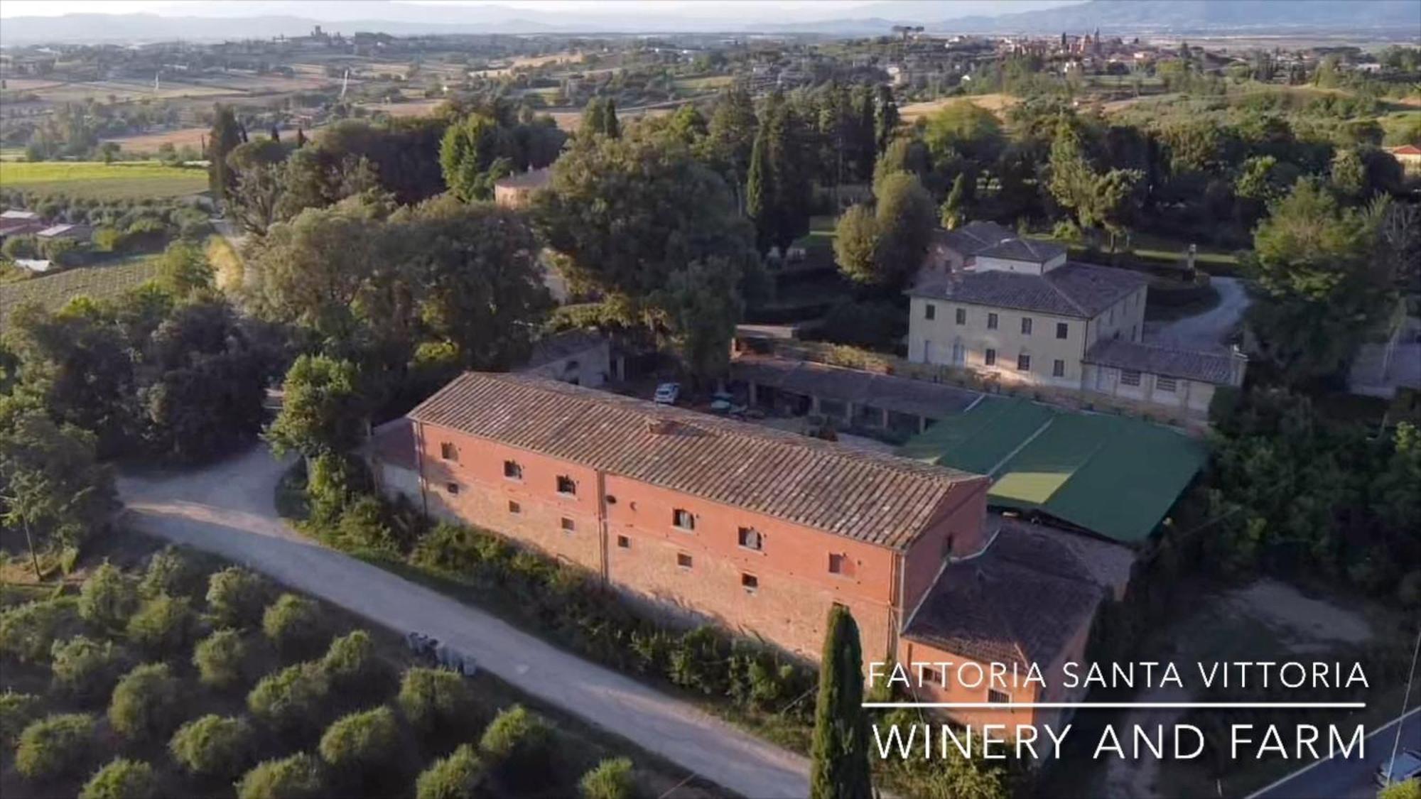Agriturismo Fattoria Santa Vittoria Pozzo  ภายนอก รูปภาพ
