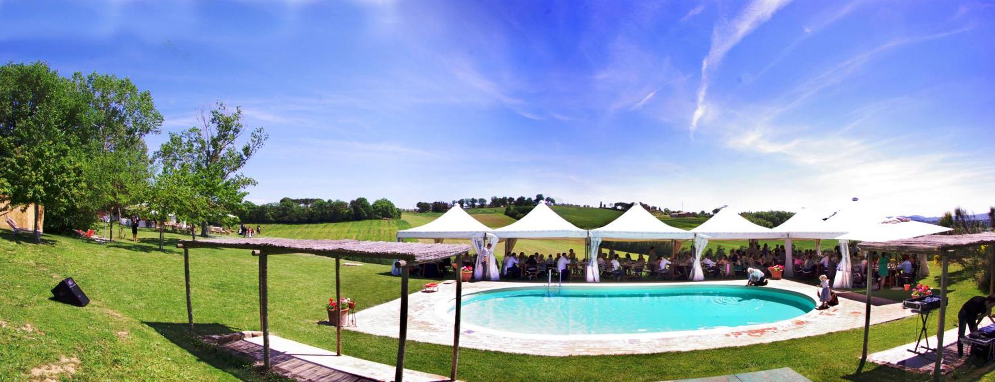 Agriturismo Fattoria Santa Vittoria Pozzo  ภายนอก รูปภาพ